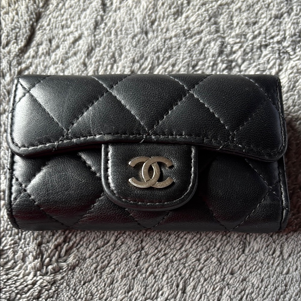 CHANEL Black Key & Card Holder Quilted Leather